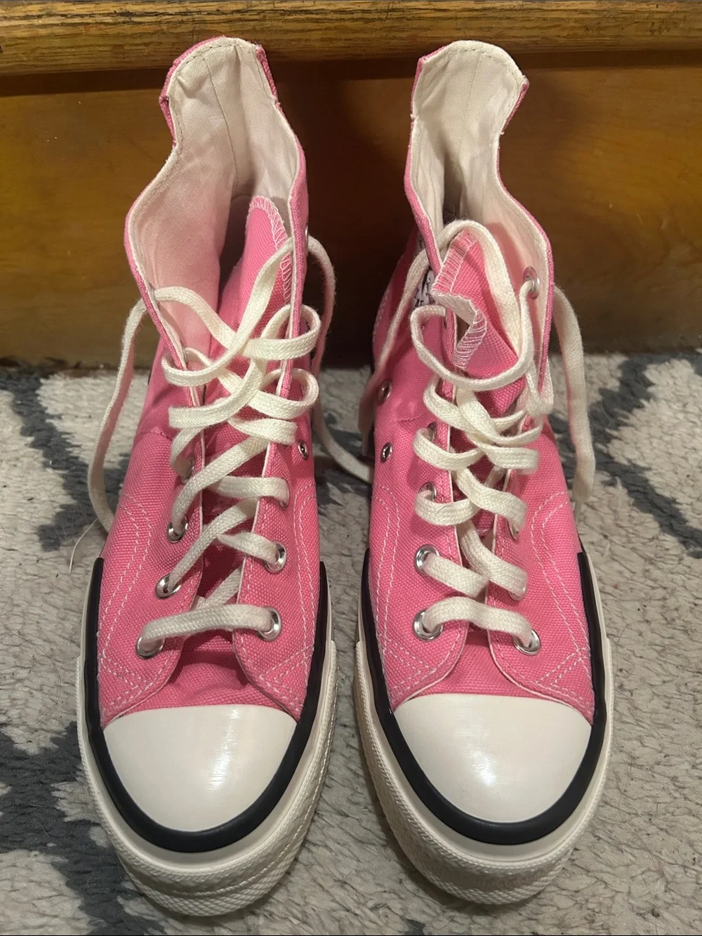 Converse Chuck Taylor All Star platform sneakers in pink canvas